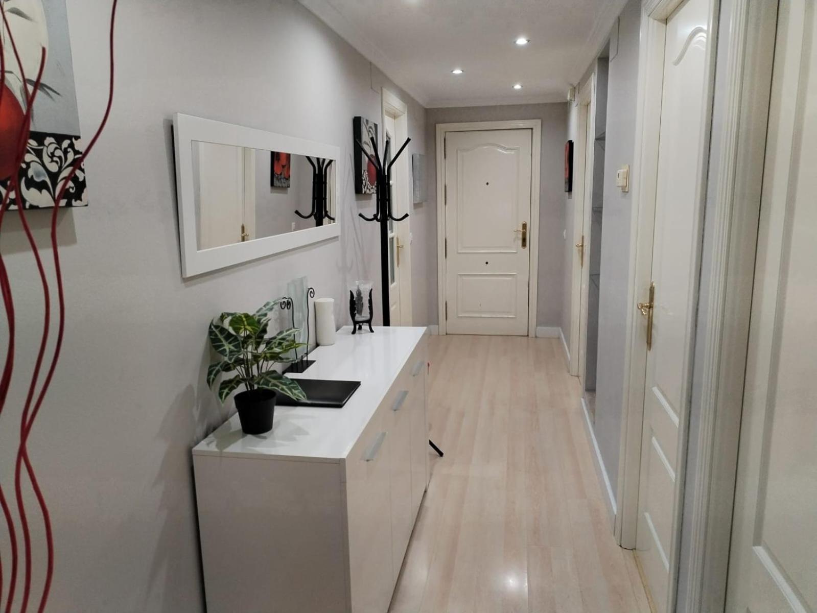 Apartamento Con Parking Privado Gratis Incluido Córdoba Eksteriør bilde